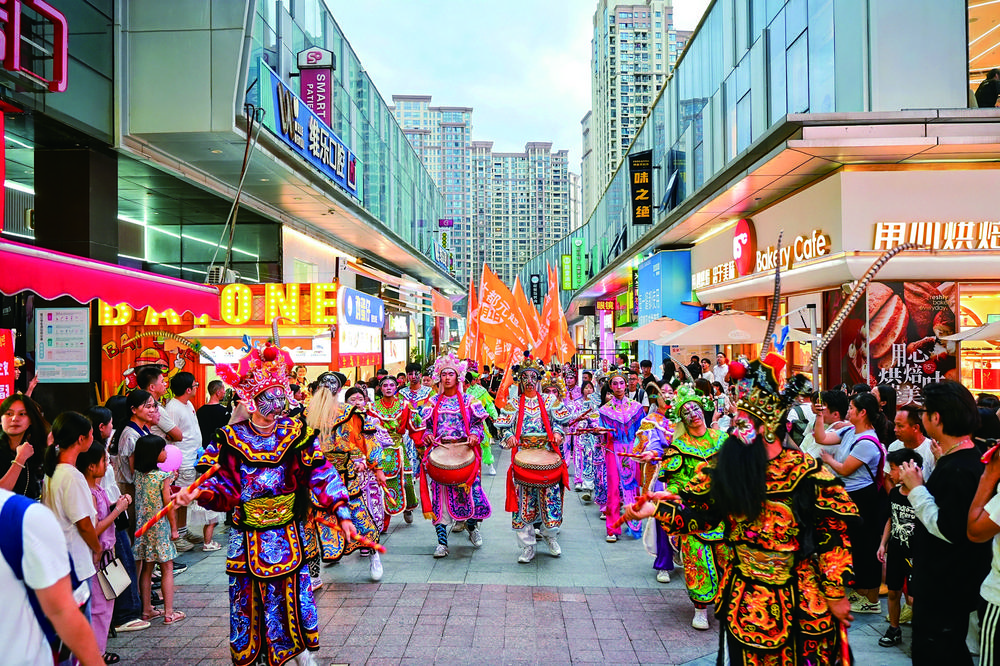 友博平台 -赛地聚焦：西甲赛前热度飙升，深圳男篮强势反弹，管理层满意，心理建设被强调的简单介绍
