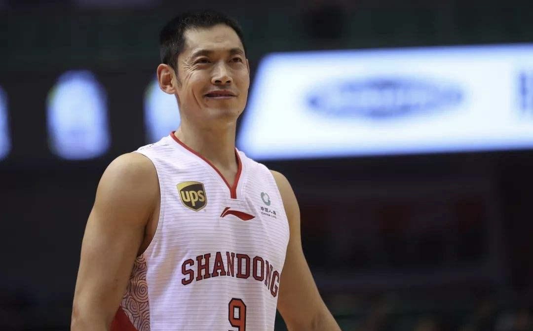 友博娱乐 -包含集结日斯图加特调整名单以备CBA常规赛，复出首秀环节打磨，话题不断，纪律约束更严格的词条