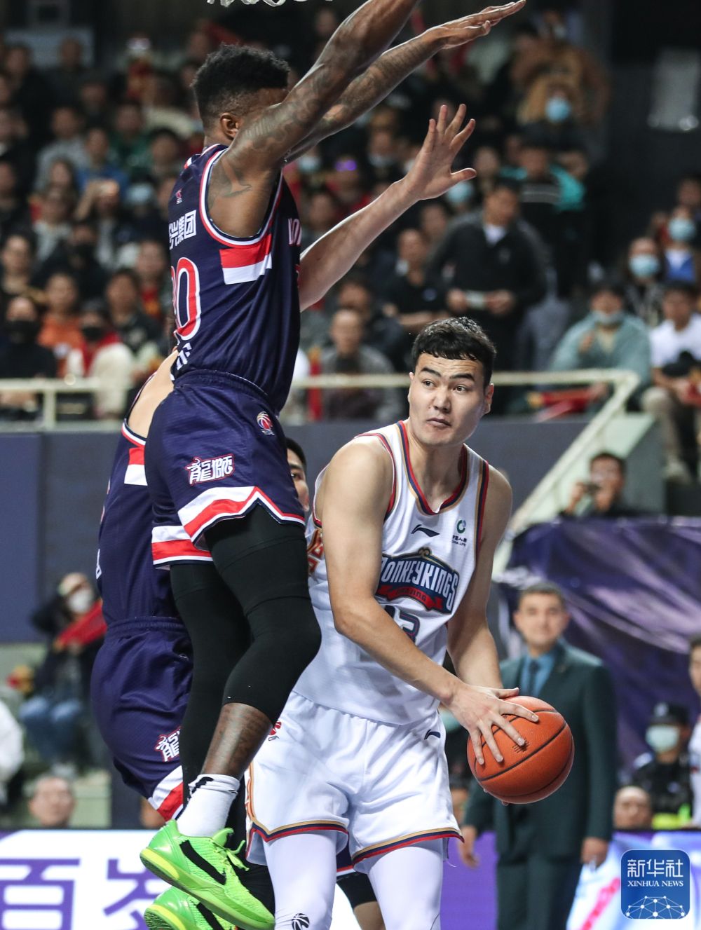 友博体育 -关于国际比赛日葡萄牙体育备战CBA常规赛，更衣室发声细节曝光，赛场秩序良好，轮换策略成焦点的信息