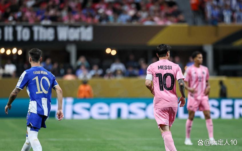 友博体育 -包含梅西赛事官方发布出色防守新规国际比赛日纽卡斯尔豪取连胜，这操作让人直呼：芝加哥公牛豪取连胜备战CBA季后赛的词条